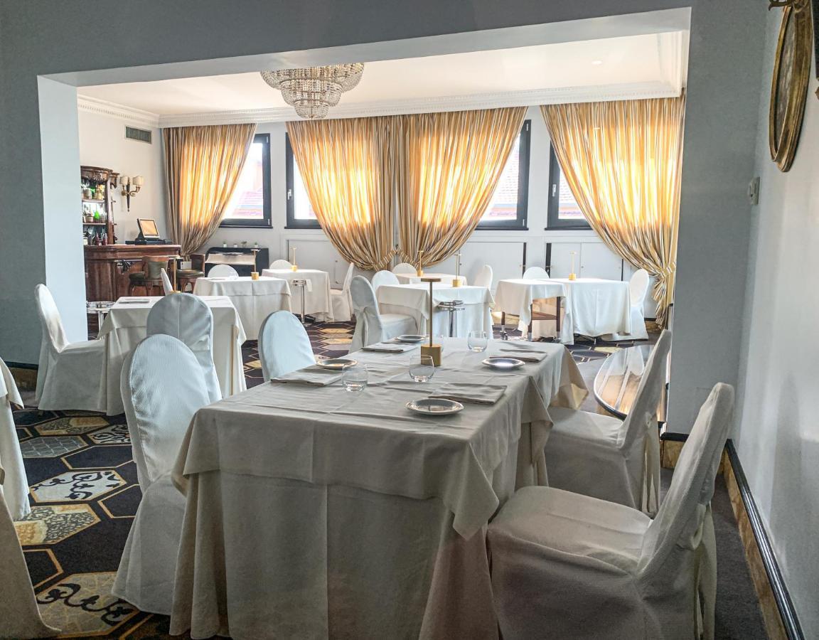 Hotel Savoy